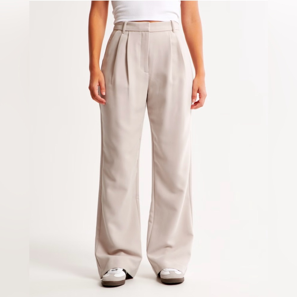 Women's Curve Love A&F Sloane Tailored Pant LIGHT TAUPE Size 29 Short